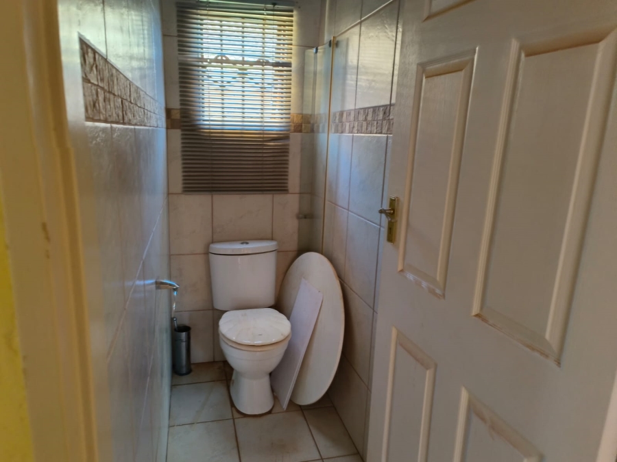 To Let 3 Bedroom Property for Rent in Jouberton North West